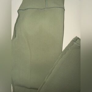 Athleta Olive Green Ribbed Women's leggings